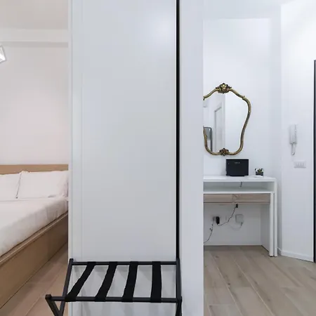 Italianway Easy - Cambiasi 8 * Μιλάνο